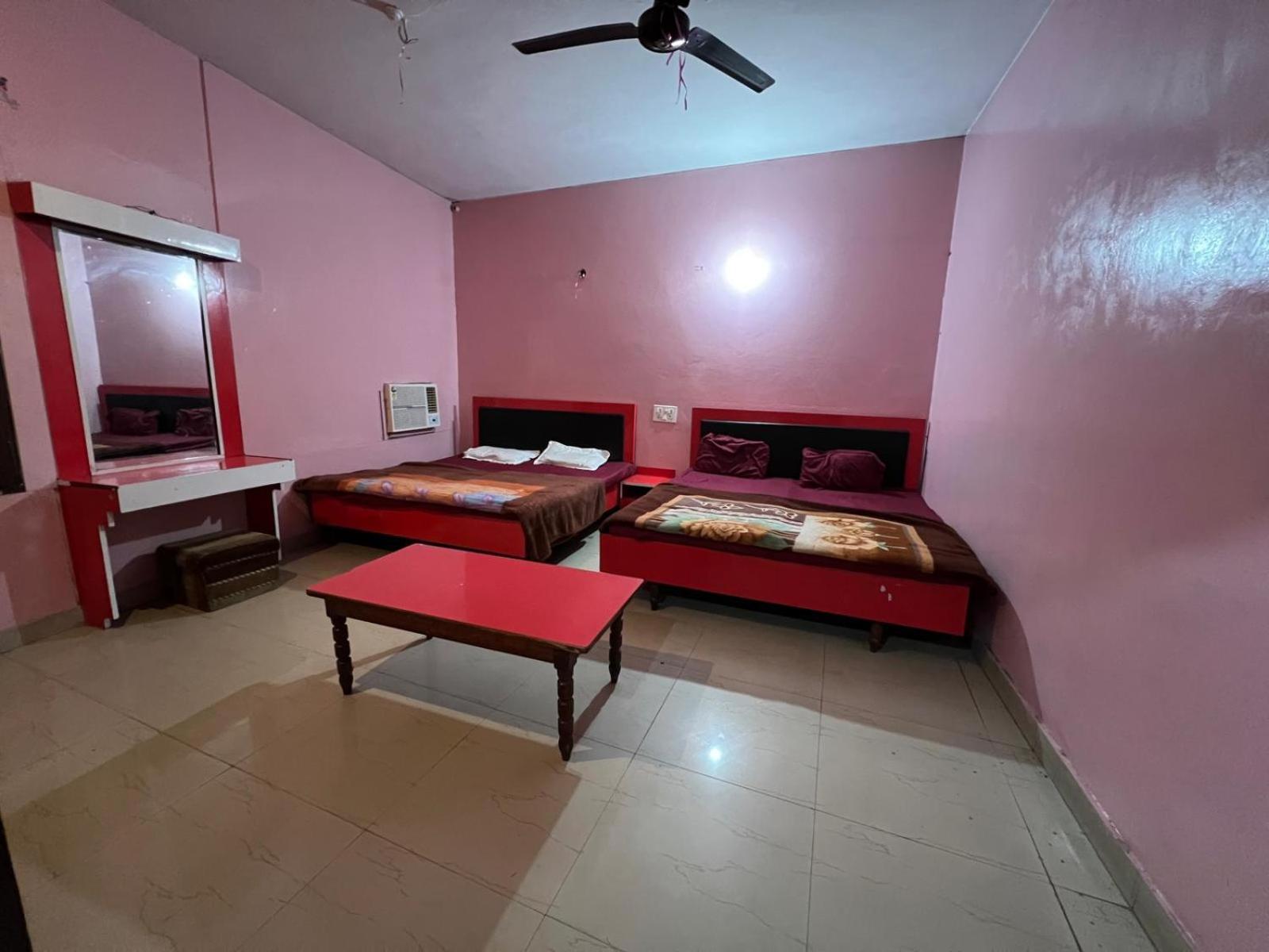 Hotel Skylark Amritsar Luaran gambar
